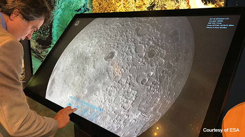 MoonDesk demonstration in the Erasmus building of ESA/ESTEC